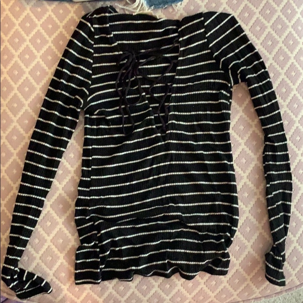 urban outfitters lace up top
